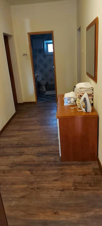 Apartment Gligora Мандре Екстериор снимка